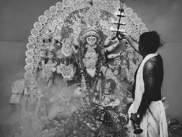 पहला दिन- मां शैलपुत्री की पूजा विधि पहला दिन- मां शैलपुत्री की पूजा विधि