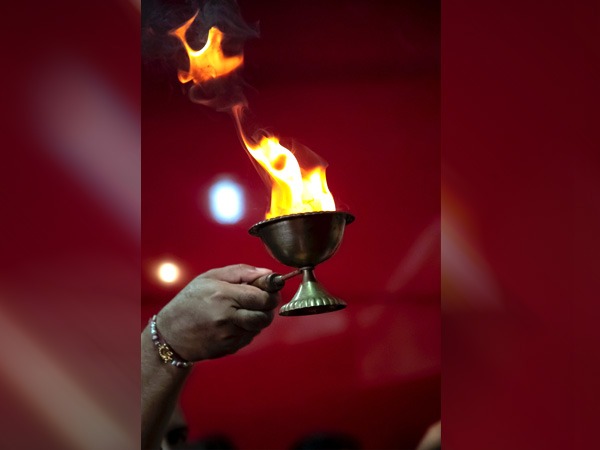 नवरात्रि व्रत के क्या करें और क्या न करें। क्या करें - नवरात्रि व्रत के क्या करें और क्या न करें। क्या करें -