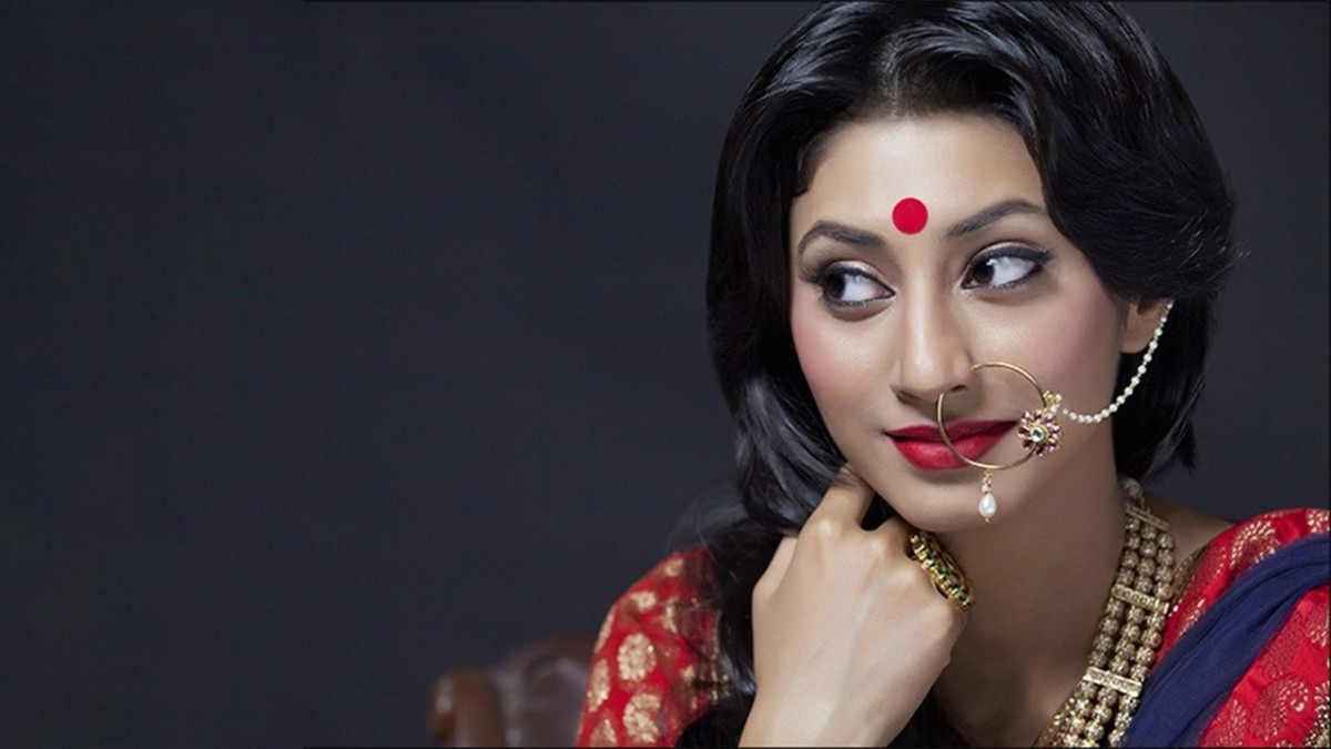 Bindi Allergy Treatment सुहाग की न‍िशानी बिंदी को लगाने से होती है खुजली, तो ये चीज करें How