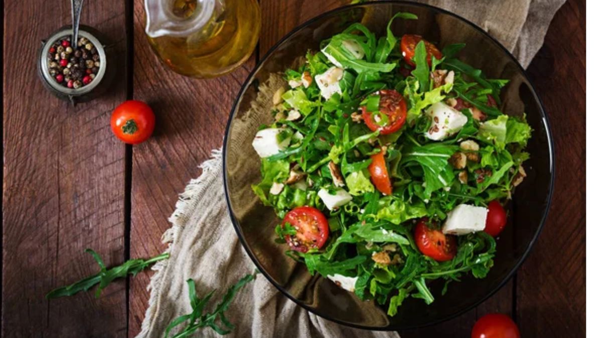 Weight Loss Salad Recipe : वेट लॉस जर्नी में बोरिंग सलाद को यूं बनाएं