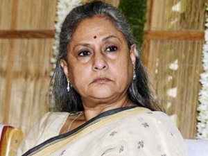 Jaya Bachchan Suffering From Claustrophobia Jaya Bachchan Suffering From Claustrophobia